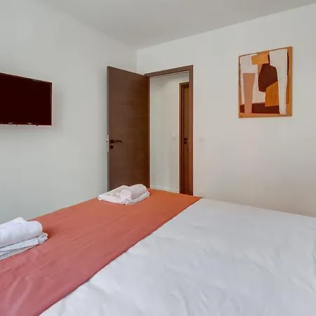 221 Juju - Superb In Appartement